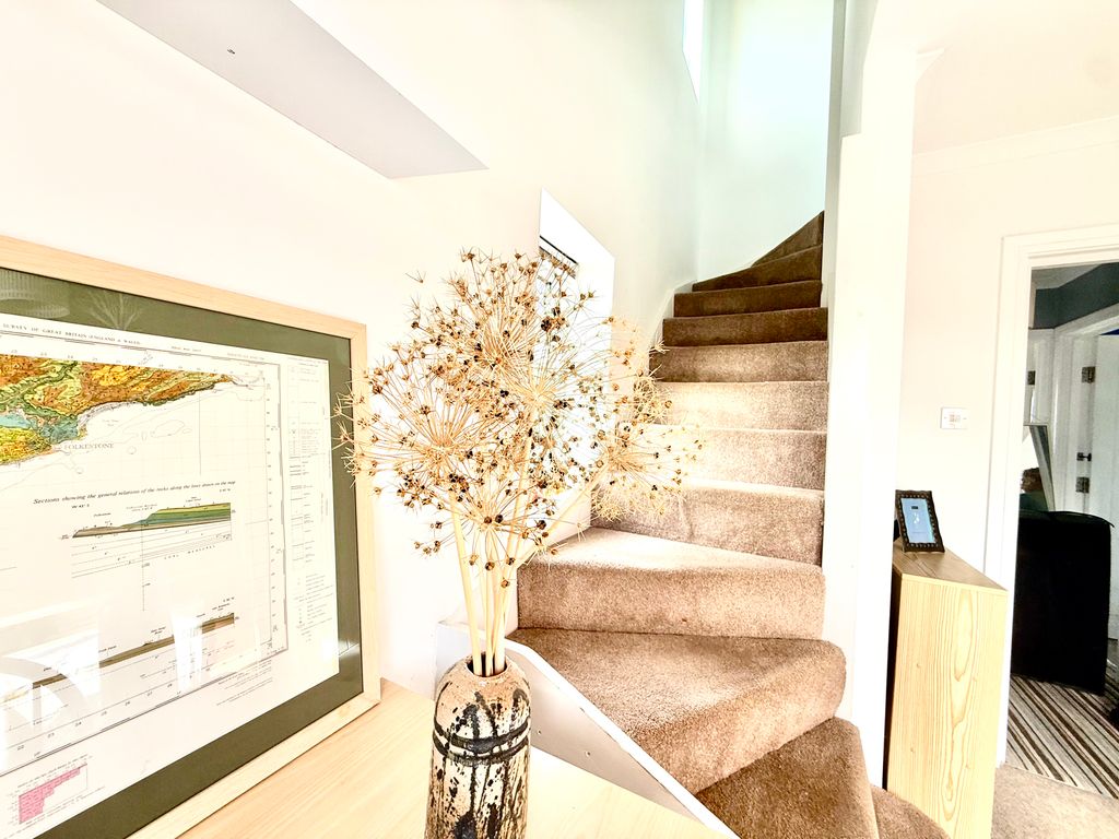 Additional image 9 of 3 bed semi-detached house for salePelham Close, Pevensey BN24