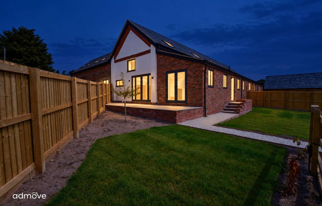 Property photo 1 of 35