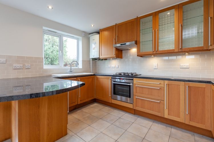 Property photo 3 of 9 272517