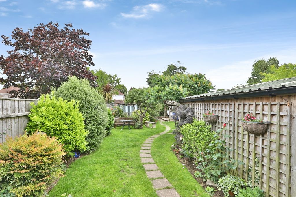 Property photo 2 of 20 Pbox-Img.Jpg