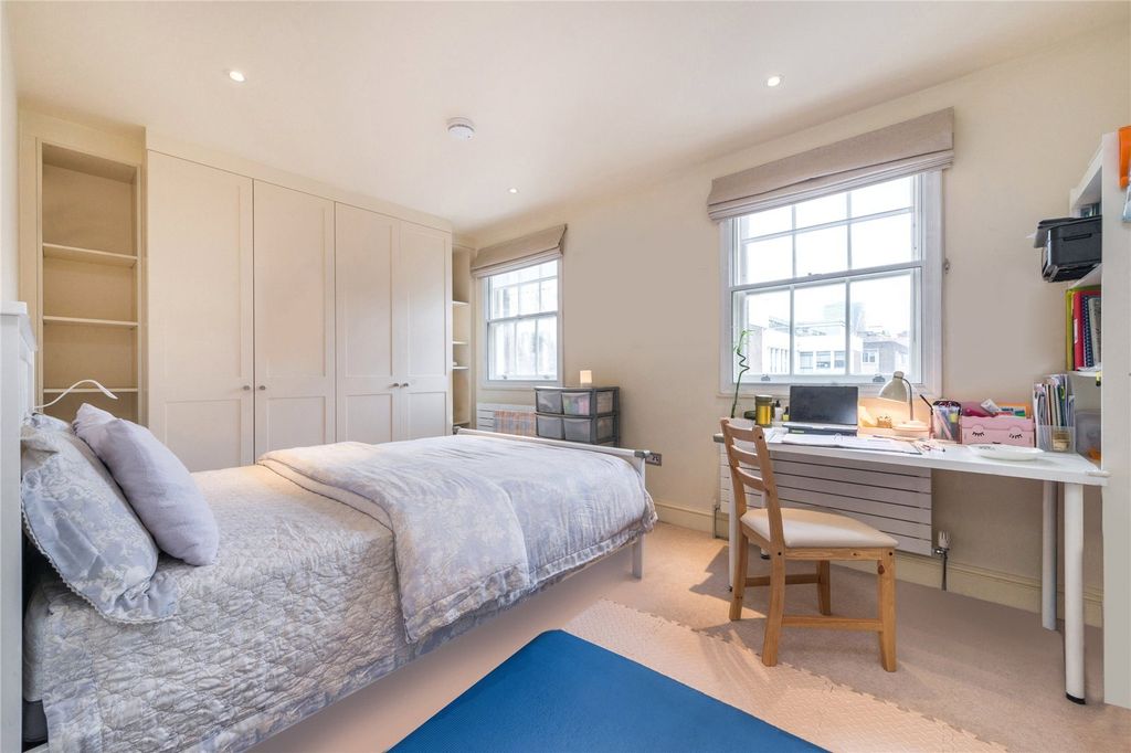 Property photo 3 of 7