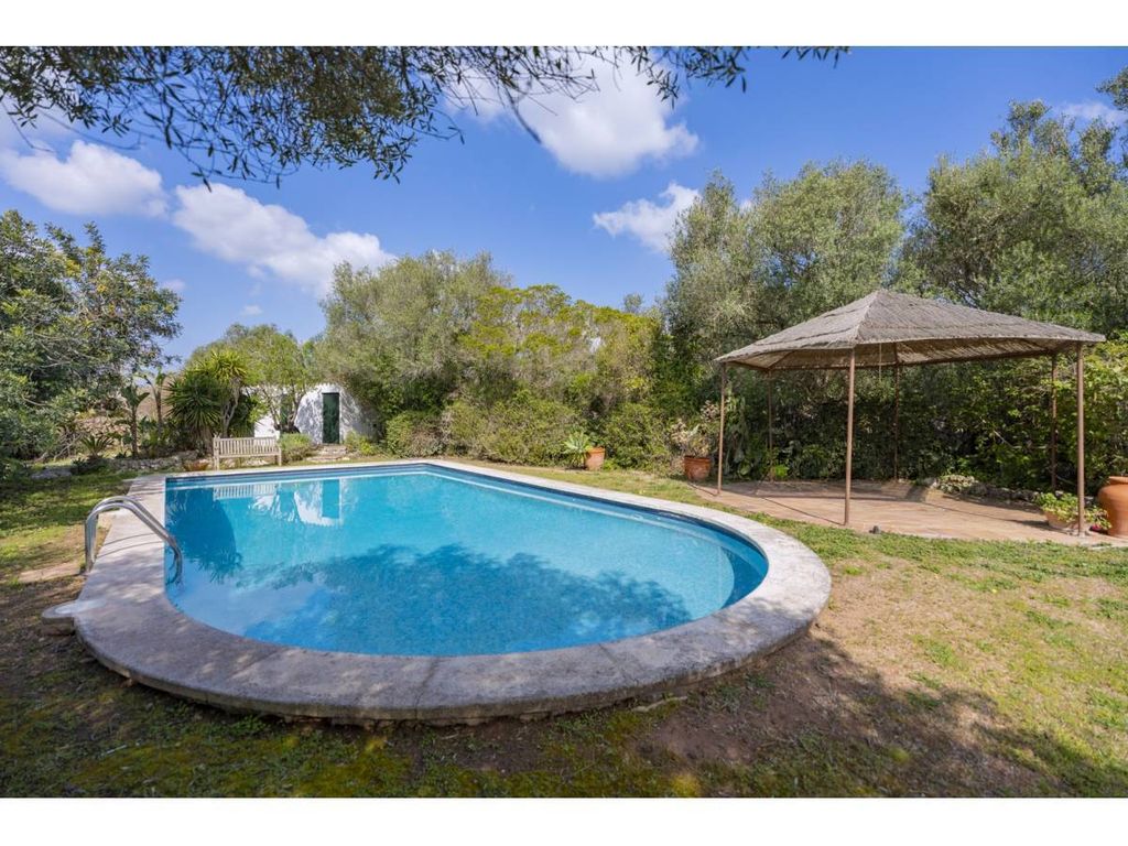 Property photo 2 of 30
