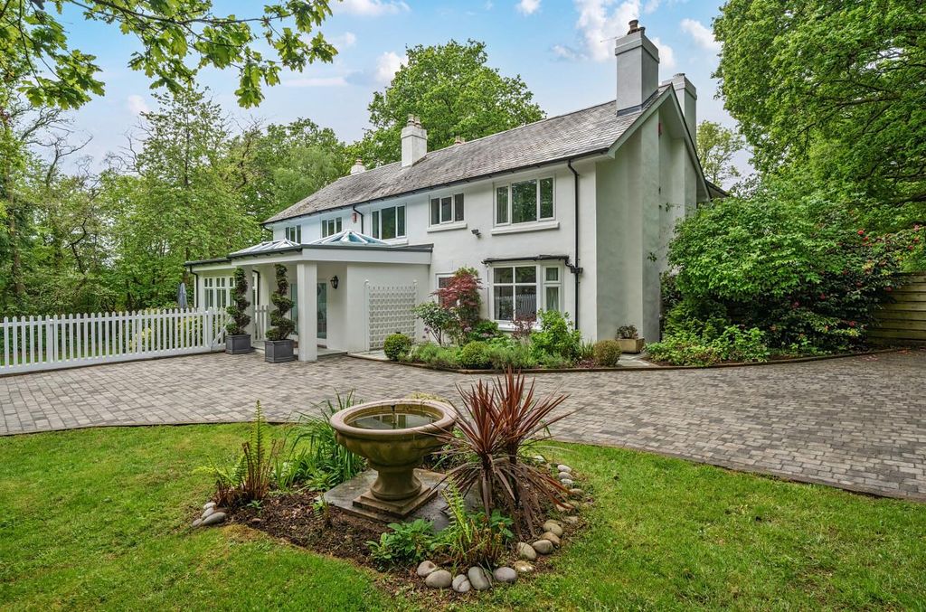 Property photo 1 of 26 External