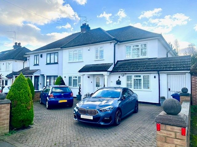 Property photo 1 of 8