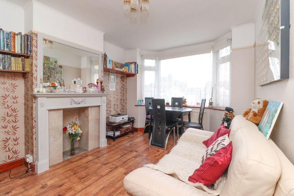 Property photo 2 of 14 Picture 2