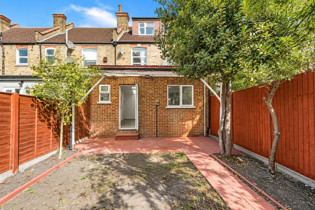 Property photo 1 of 19