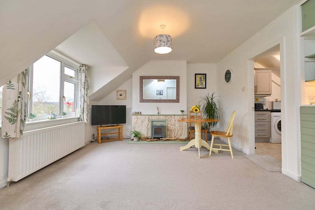 Property photo 2 of 22 2