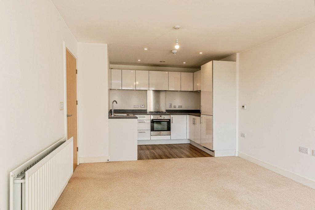 Property photo 2 of 11 Pbox-Img.Jpg