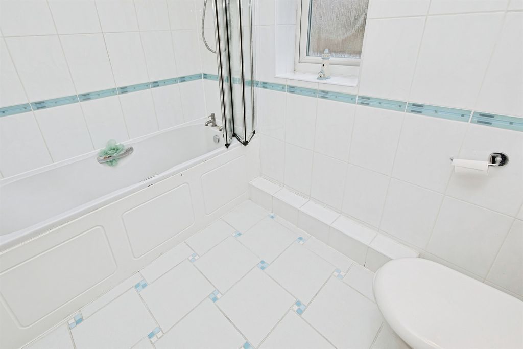Additional image 21 of 4 bed detached house for saleCastle Court, Heanor DE75