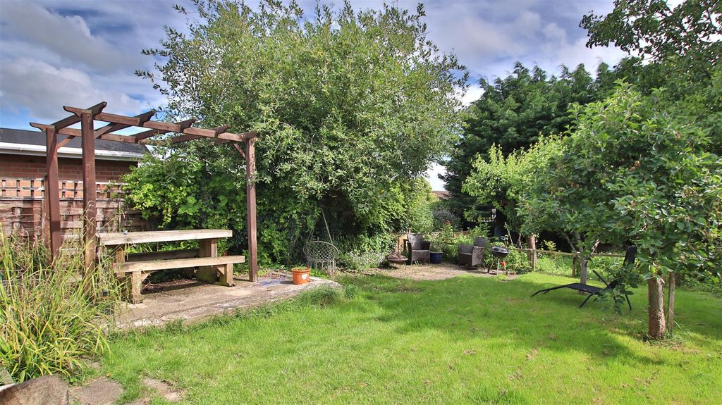 Property photo 2 of 36 Img_2823.Jpg
