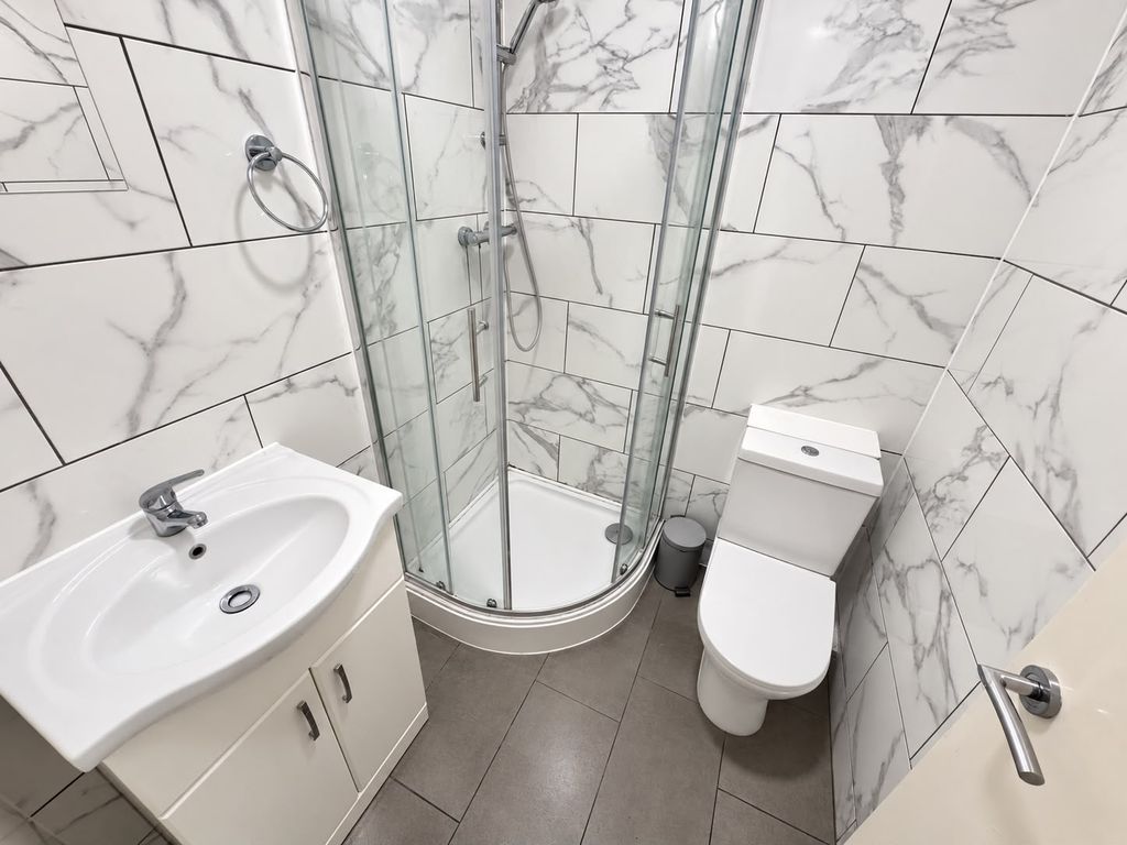 Property photo 3 of 4 41d24129-038F-4A5E-A389-63F87Dde8139