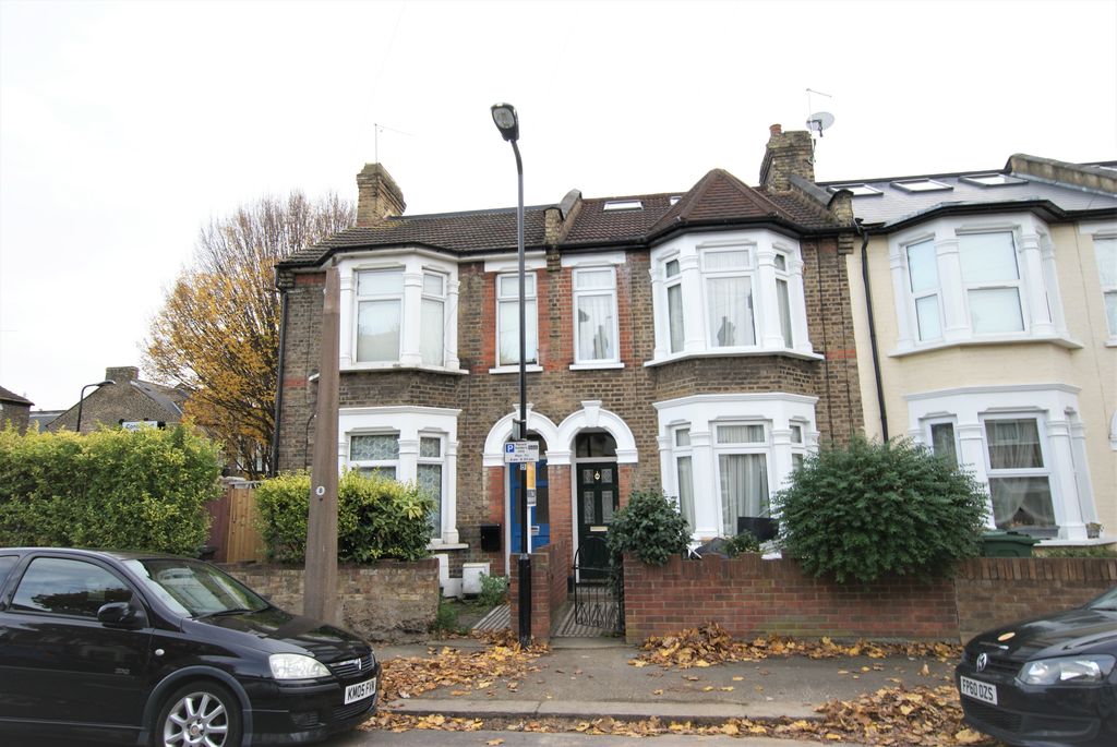 Property photo 1 of 4