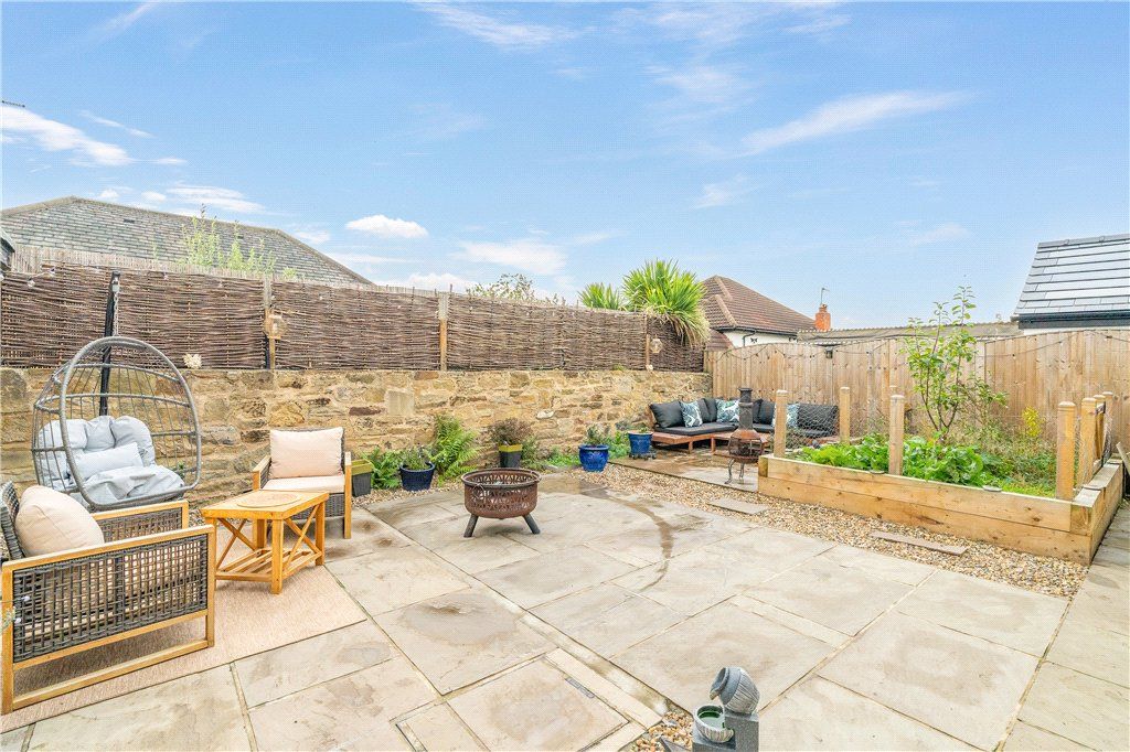 Property photo 2 of 22 Rear Garden Patio