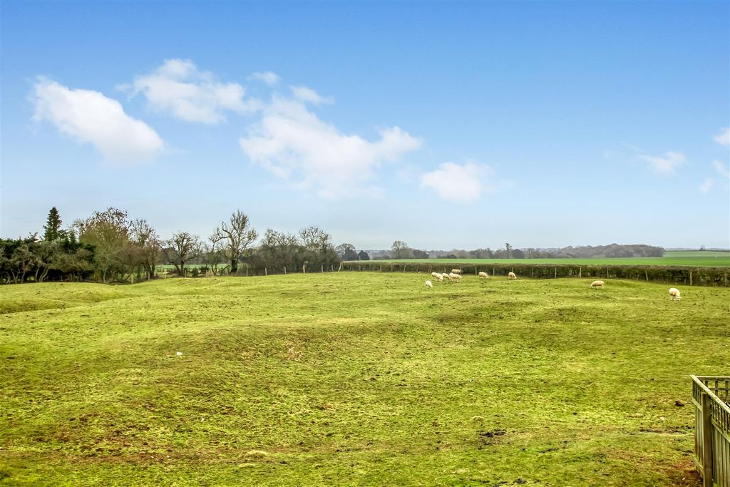 Property photo 2 of 16 Img_0181.Jpg