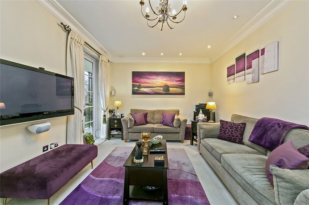 Property photo 3 of 19 Picture No. 15