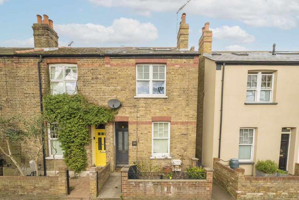 Property photo 1 of 10