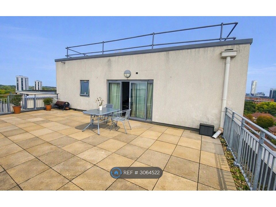 Property photo 3 of 5