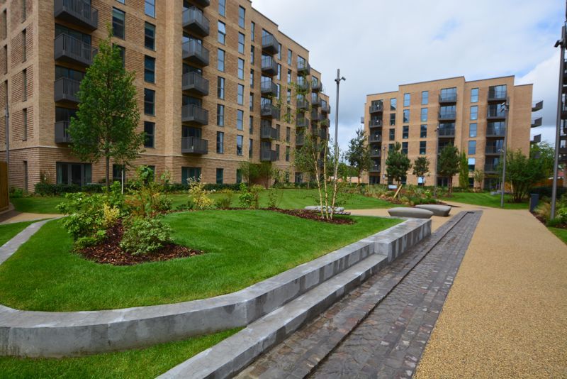 Property photo 1 of 12 Photo 4