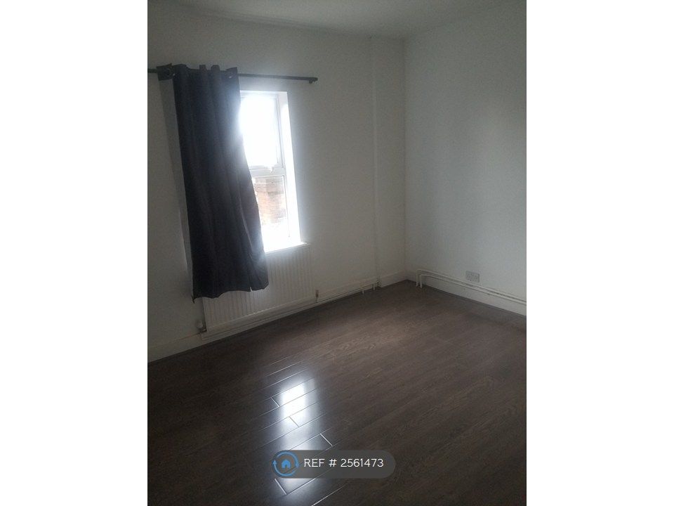 Property photo 1 of 4