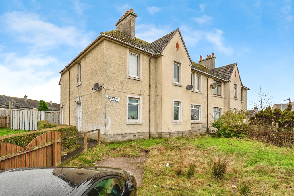 Property photo 1 of 13 2Devonhillavenue-21