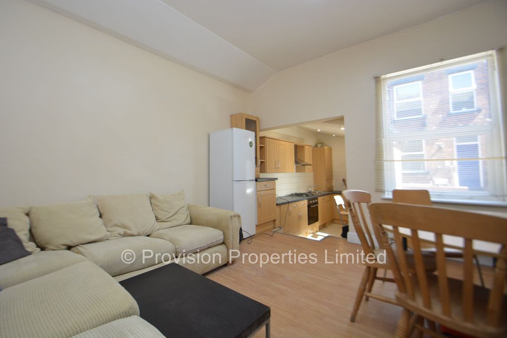 Property photo 1 of 14 Photo