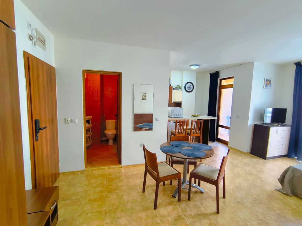 Property photo 3 of 15