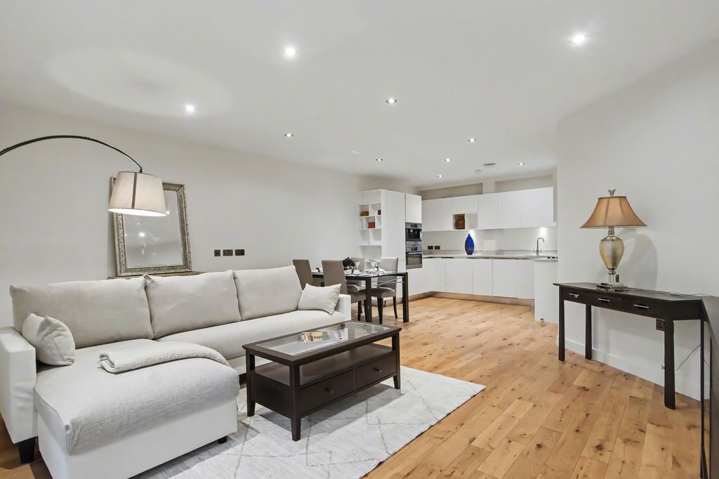 Property photo 3 of 10 Picture No. 48