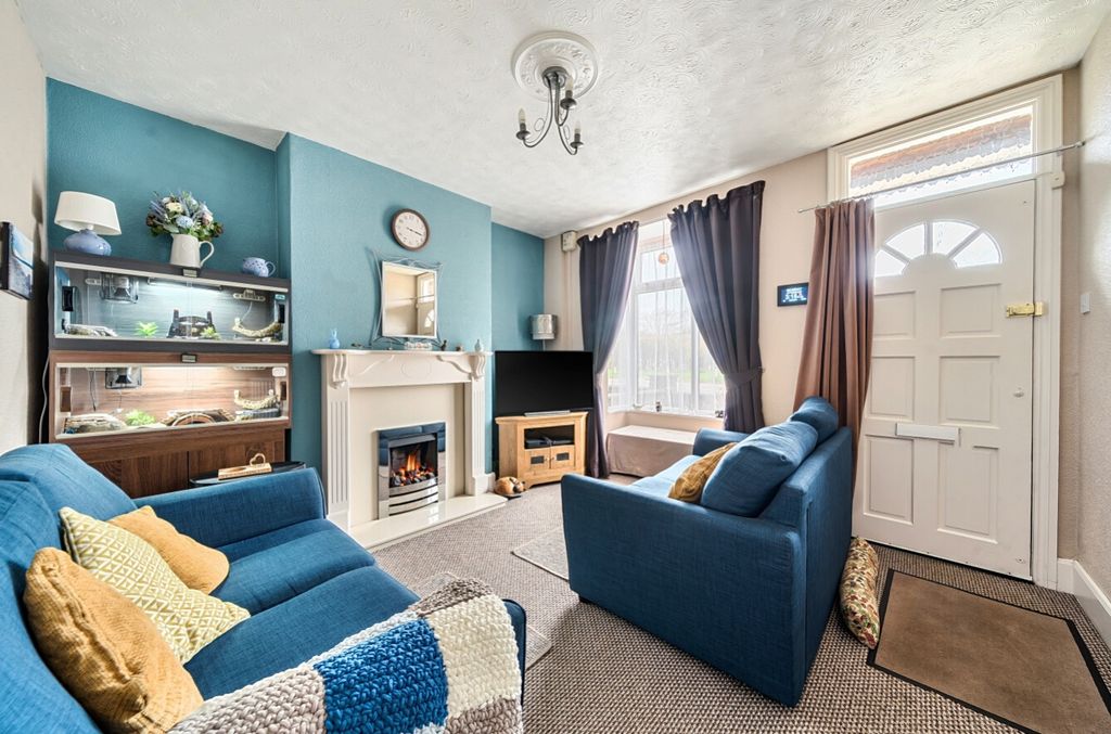 Property photo 2 of 22 1430117-6-69B8306c1d1E7