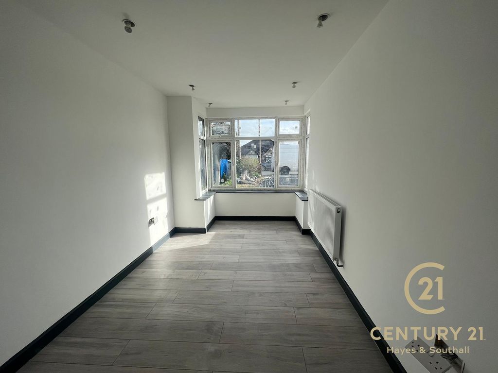 Property photo 1 of 4