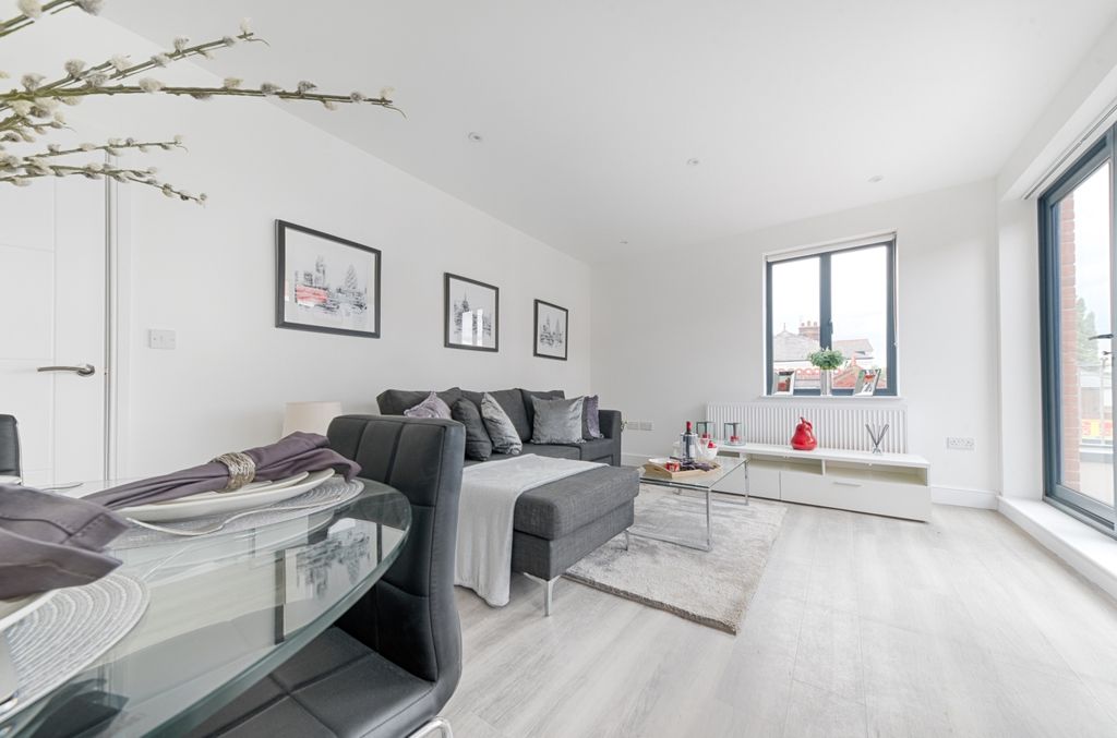 Property photo 1 of 5 Dsc_8044_Hdr