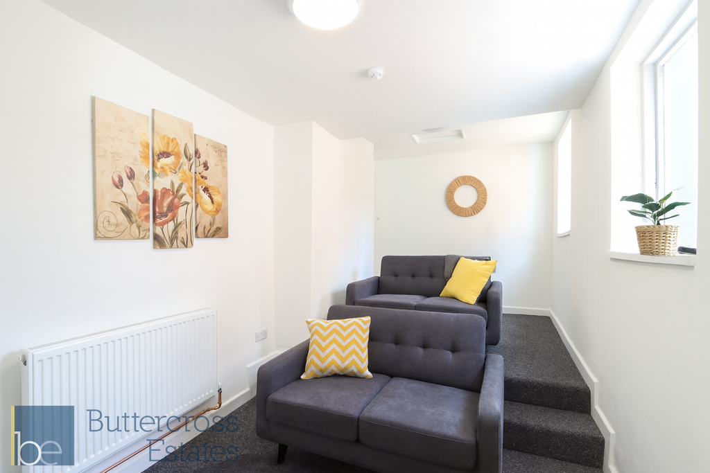 Property photo 2 of 6 Living Room