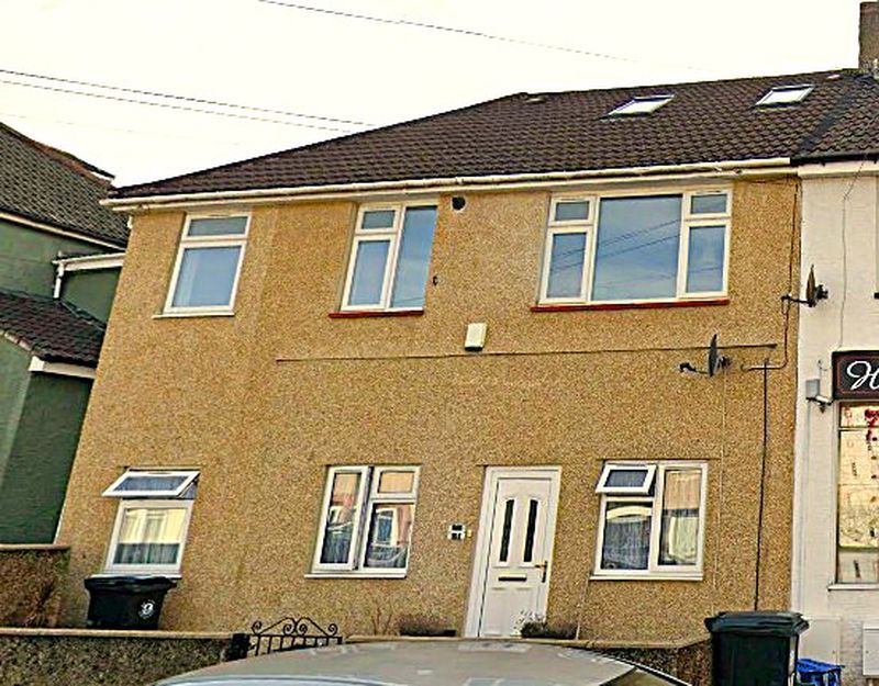 Property photo 1 of 10 Photo 10