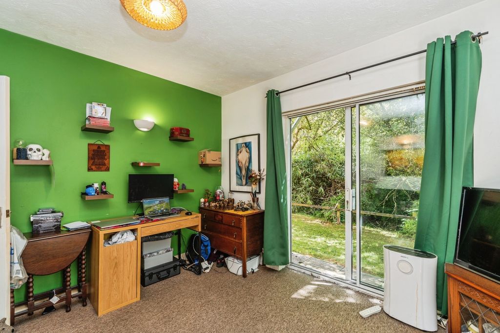 Property photo 3 of 15 Pbox-Img.Jpg