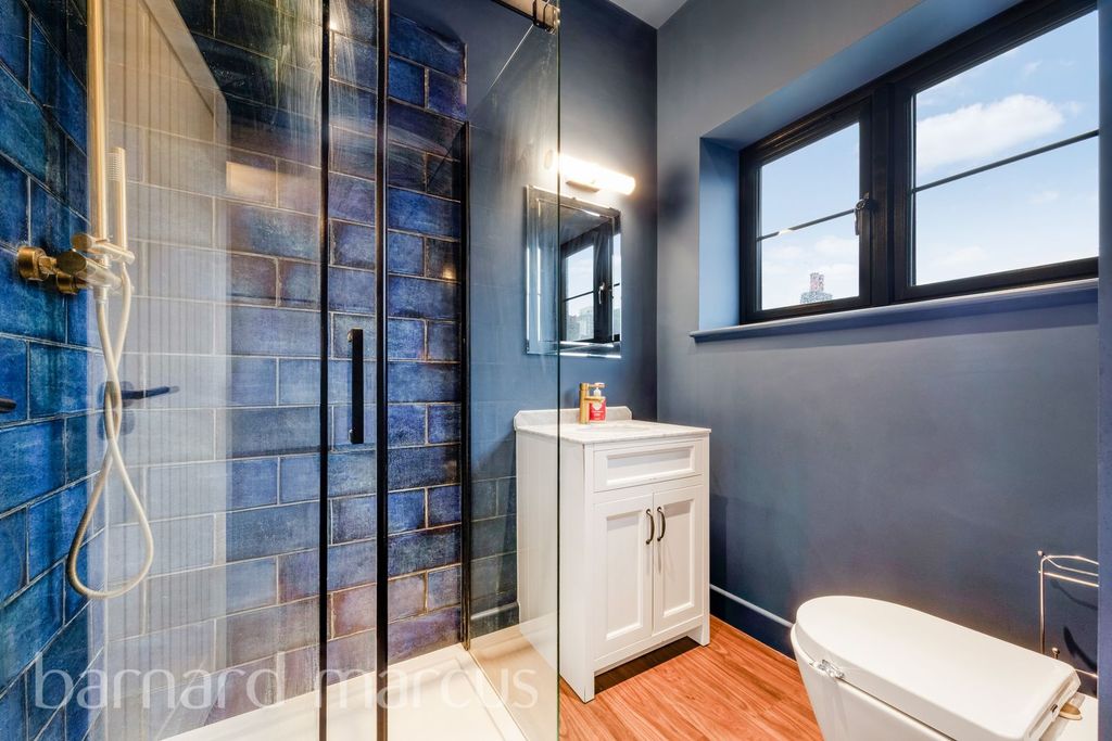 Property photo 3 of 8 Image