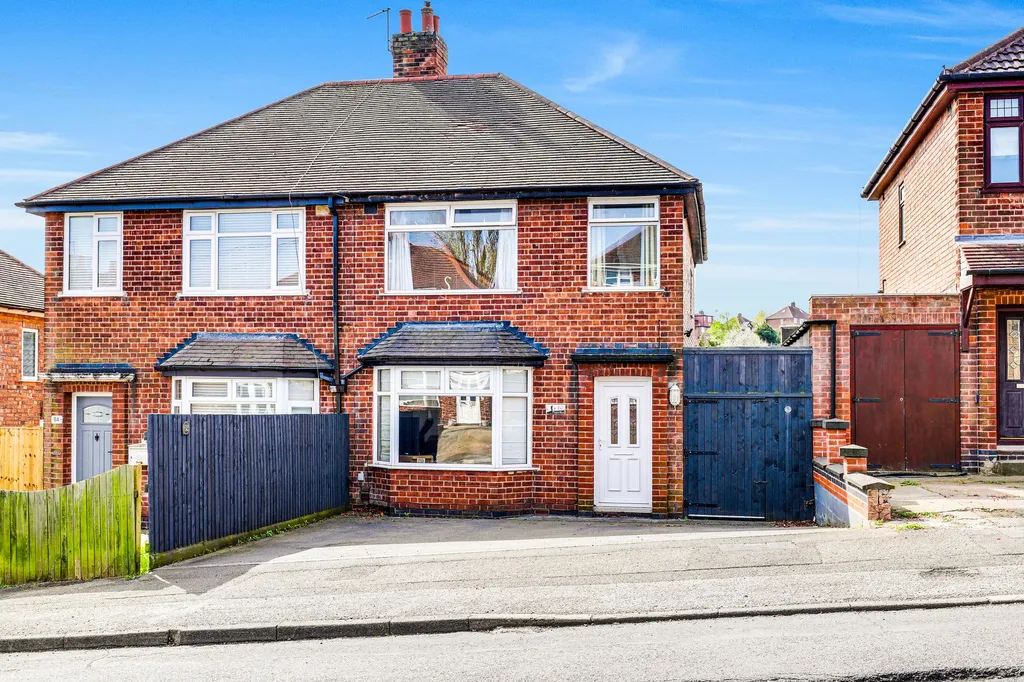 House in Nottingham, Woodthorpe - View 3