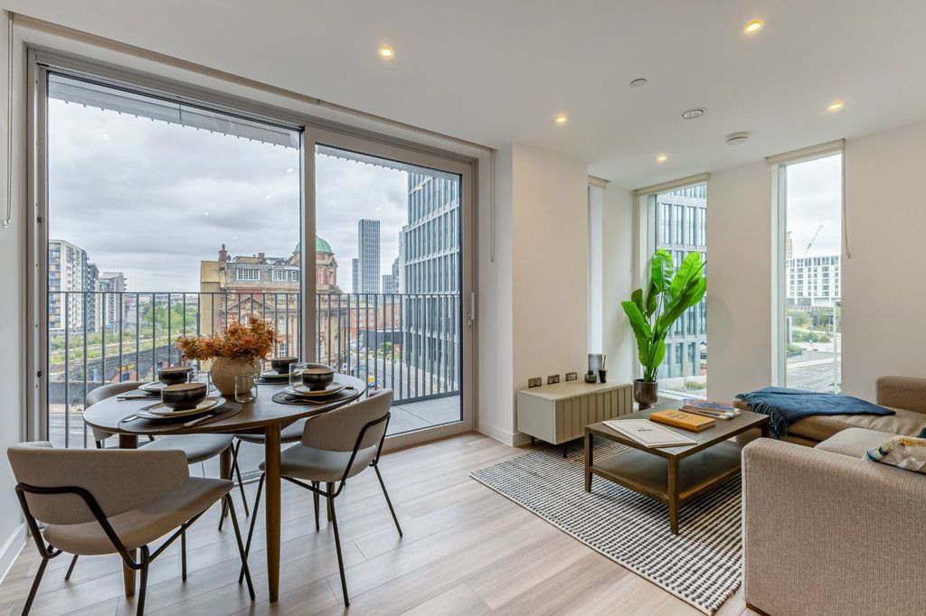 Property photo 1 of 15 Dining