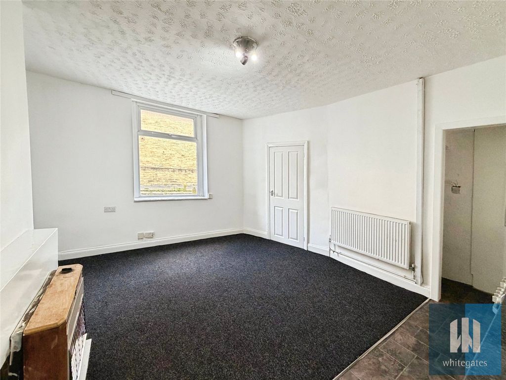 Property photo 3 of 11 Picture No. 04