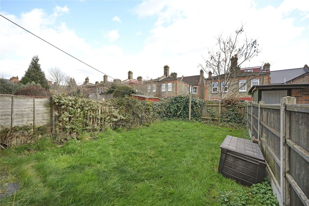 Property photo 3 of 9 Picture No. 26