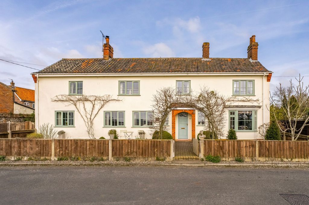 Property photo 1 of 28