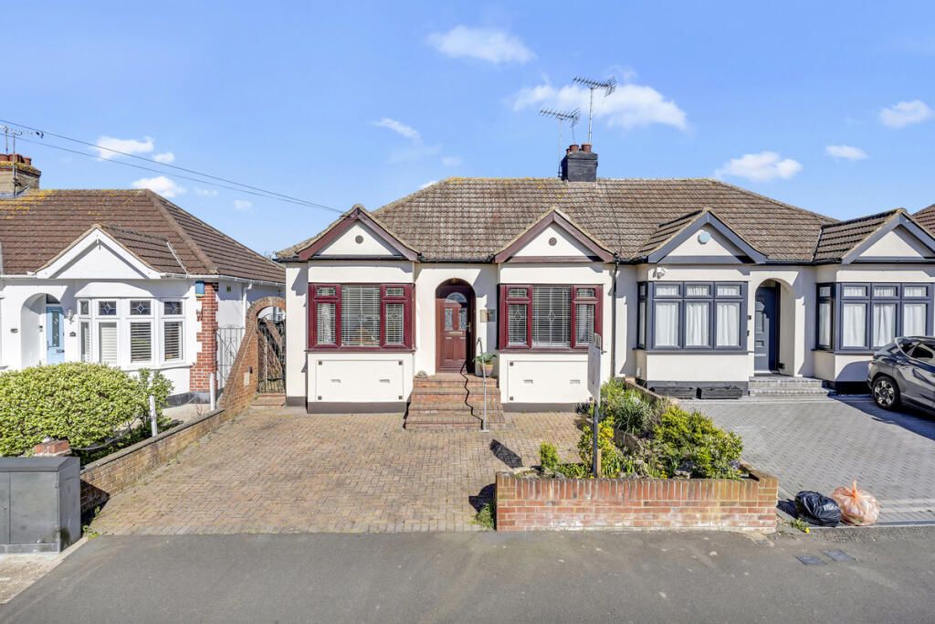 Property photo 1 of 18