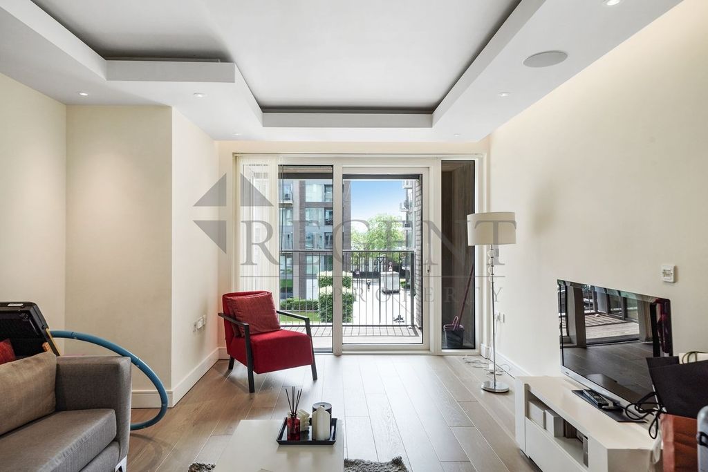 Property photo 3 of 20 Open Plan