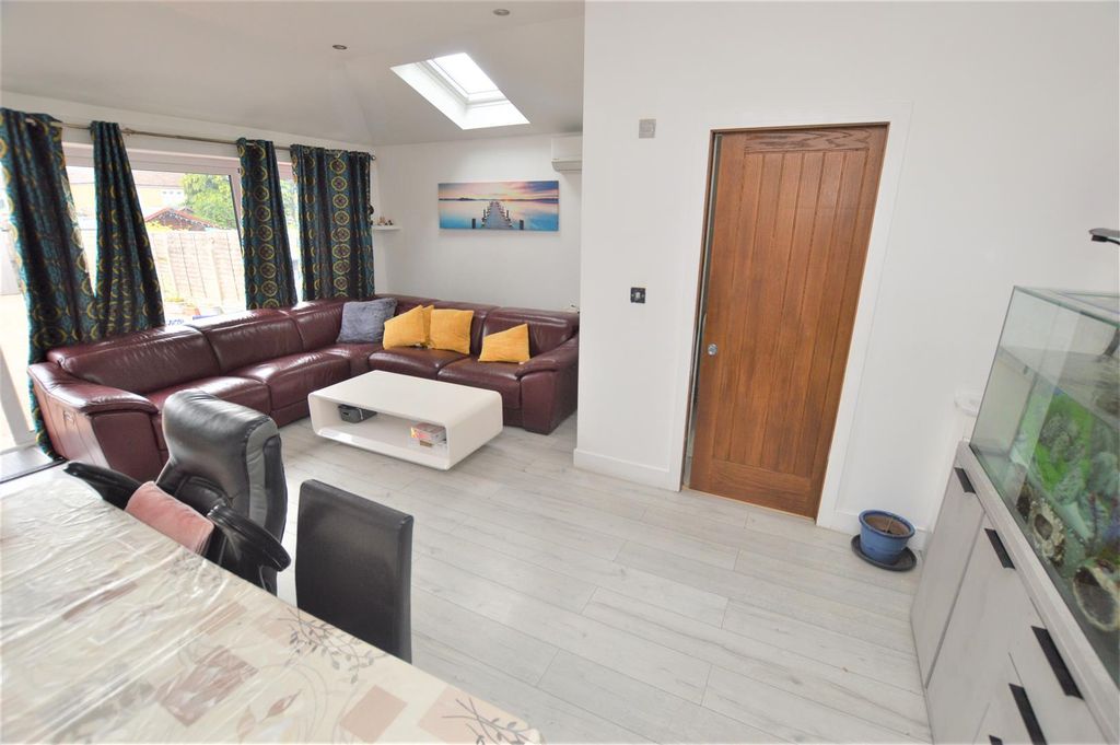 Property photo 3 of 14 Reception Room
