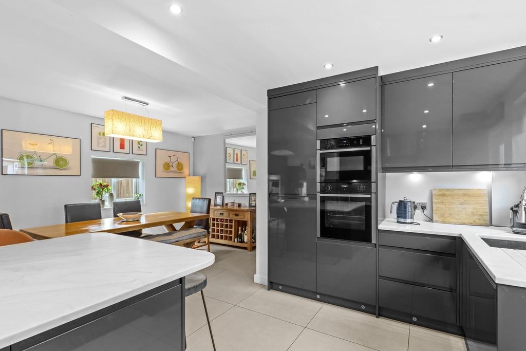 Additional image 10 of 4 bed detached house for saleLondon Road, Hailsham BN27