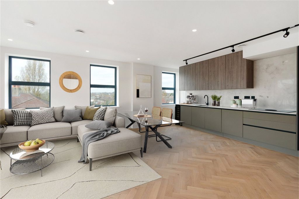 Property photo 3 of 14 Picture No. 17