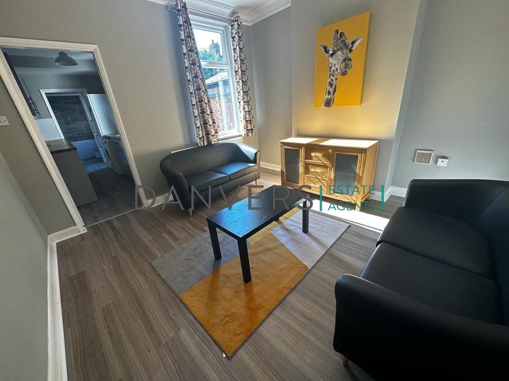 Property photo 2 of 10 Living Room.Jpg