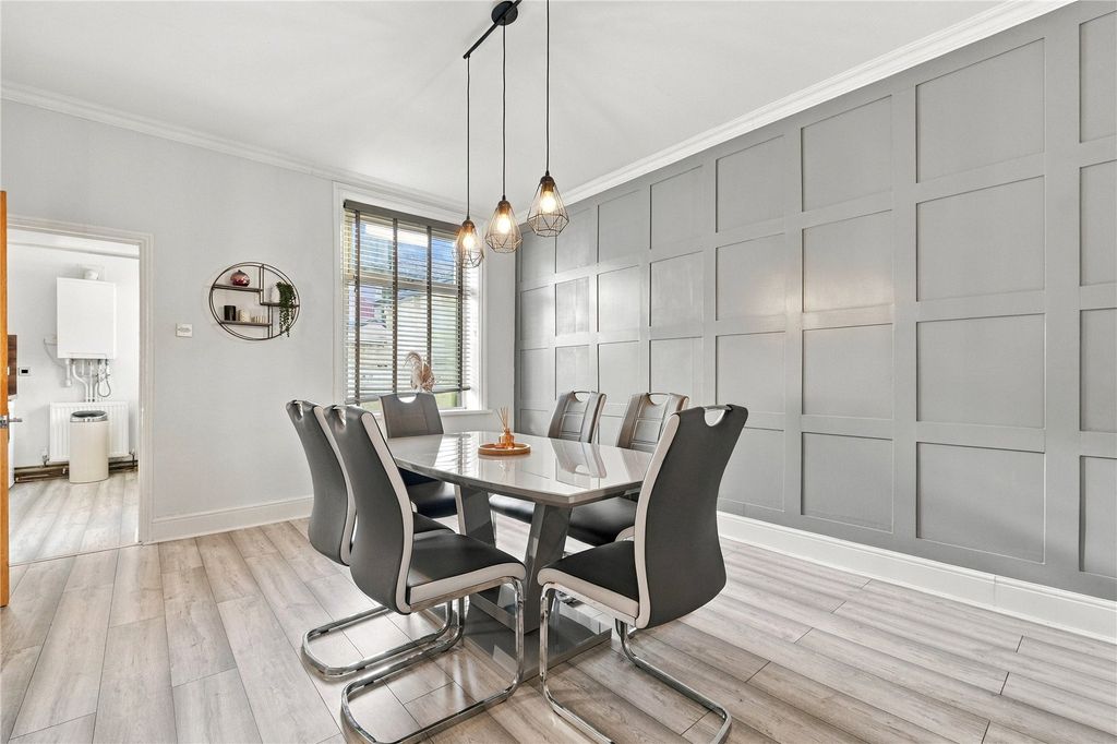 Property photo 3 of 26 Dining Room