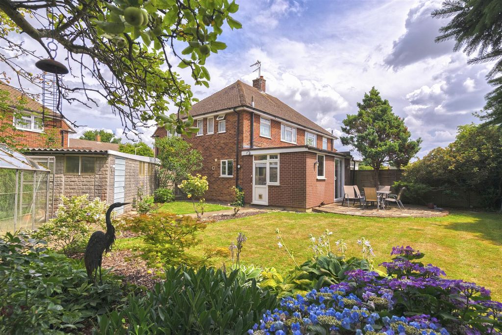 Property photo 2 of 17 33Ribston18.Jpg