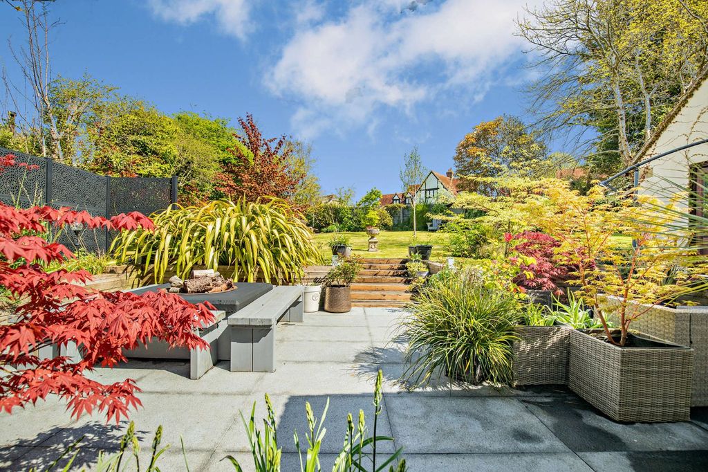 Property photo 1 of 24 Terrace