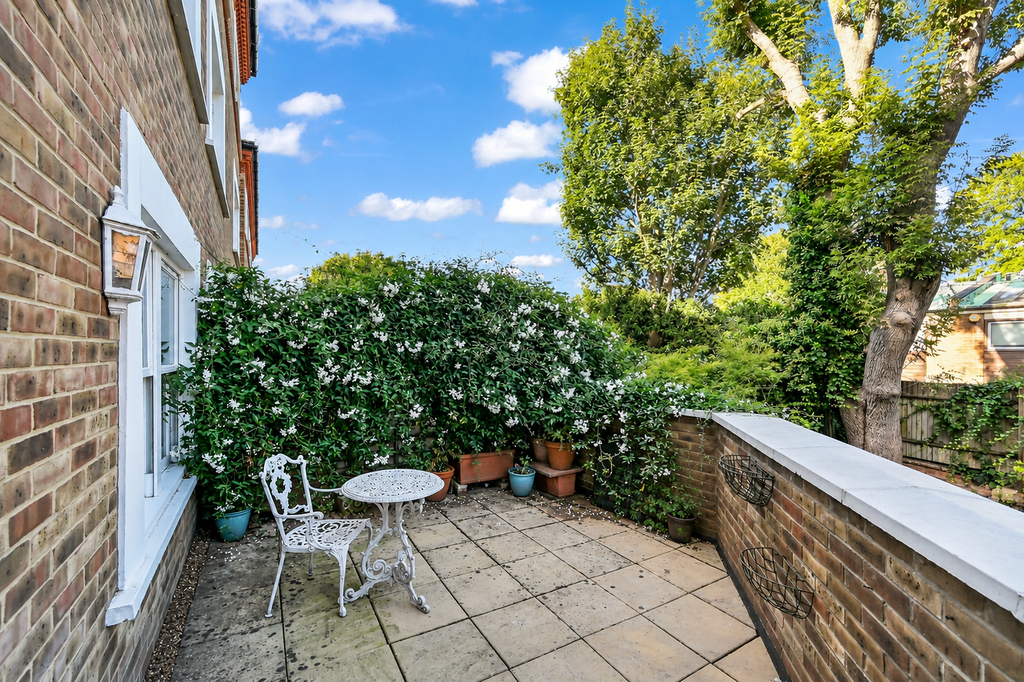 Property photo 3 of 17