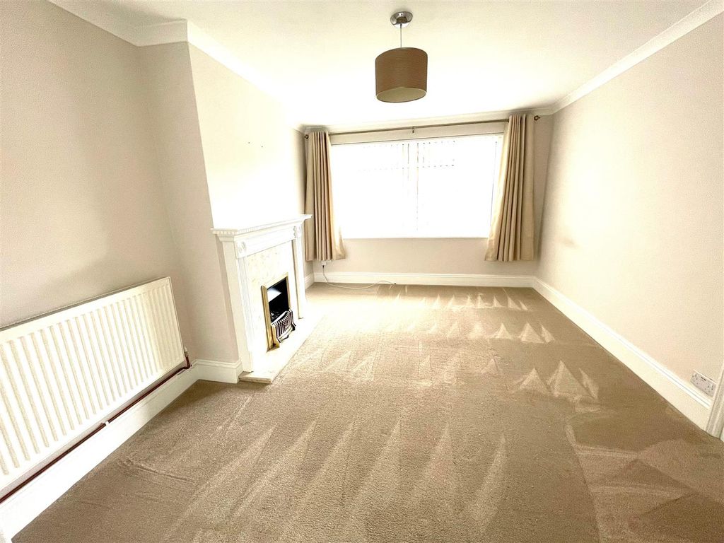 Property photo 2 of 15 Img_0039.Jpeg